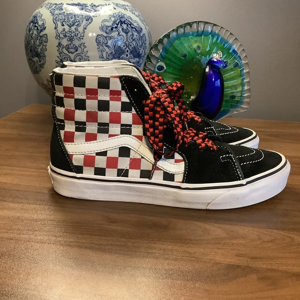 Vans Sk-8 Hi-Top Checkerboard Sneakers- Women Size‎ 9/Men size 7.5